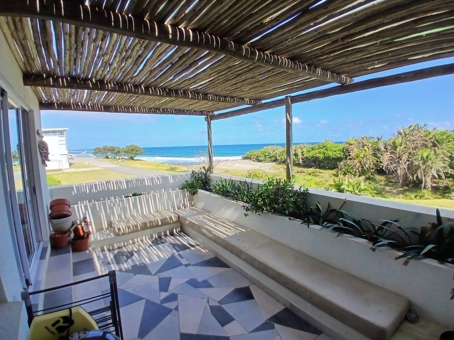 5 Bedroom Property for Sale in Morgans Bay Eastern Cape